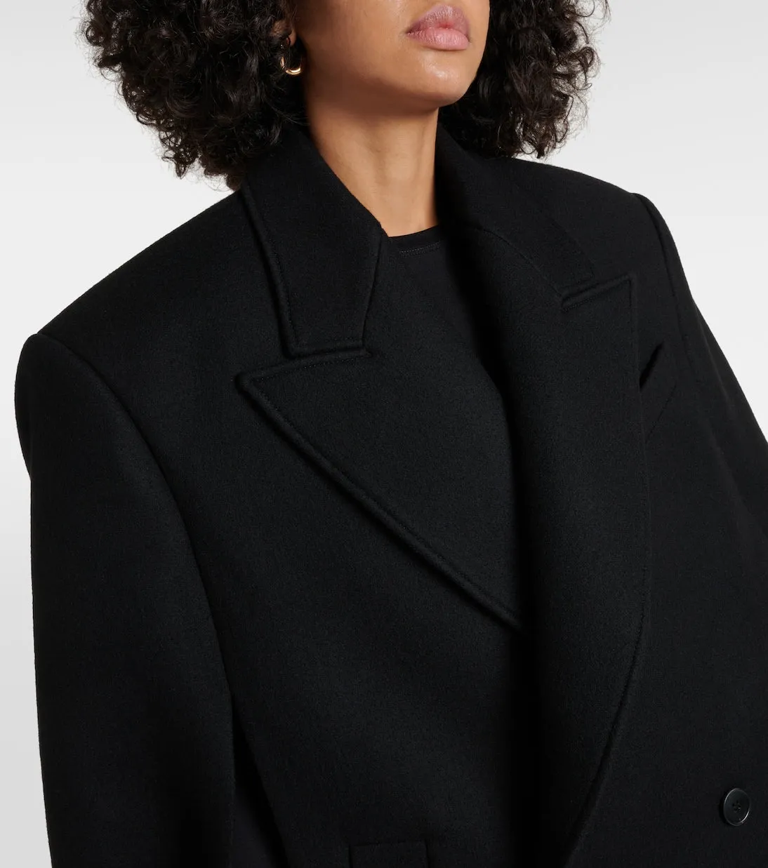 Double-breasted cropped cape made of natural wool Wardrobeyc, black