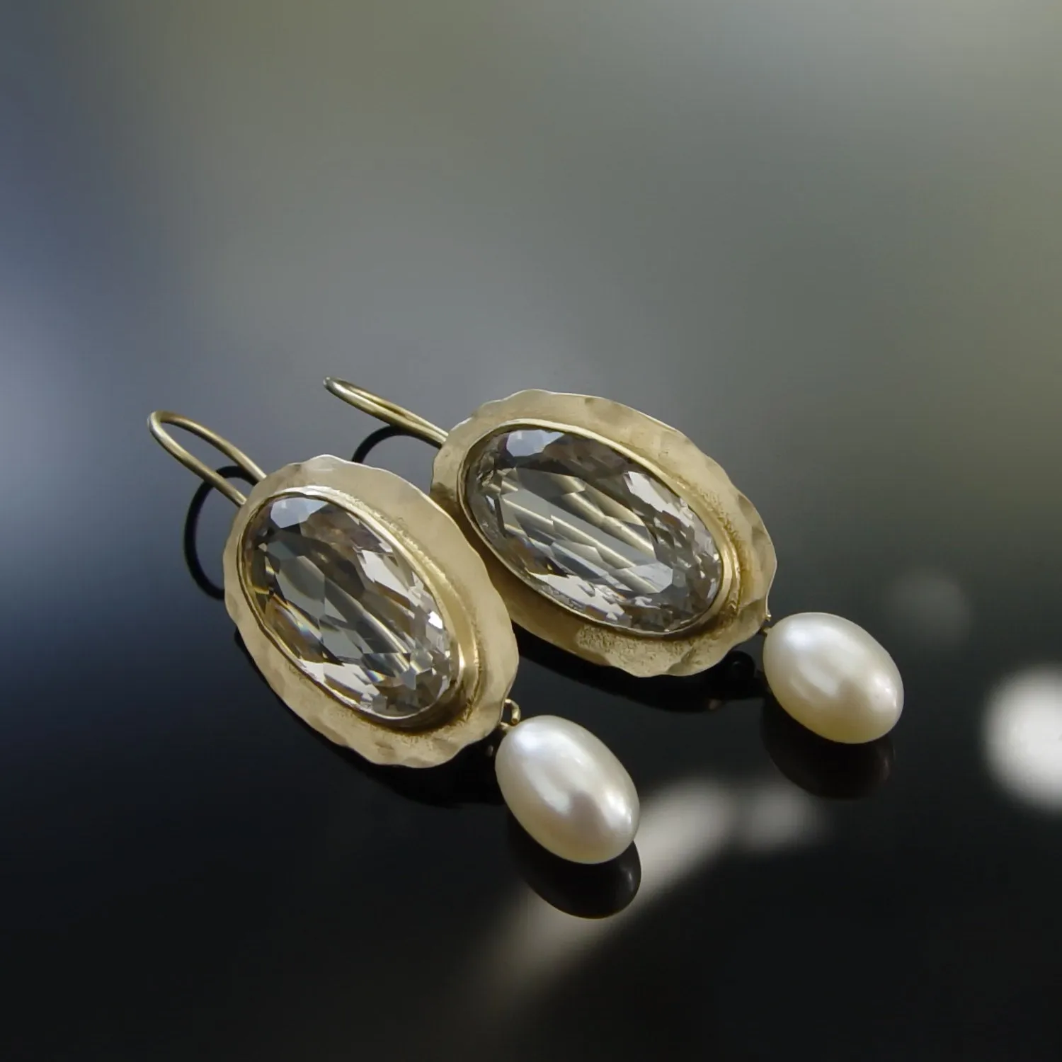 EG0789A Glamorous Smoky Topaz Gold Earrings