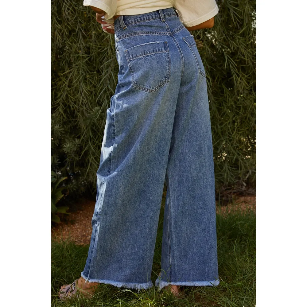 Farrah Raw Hem Wide Leg Jeans | Medium Wash