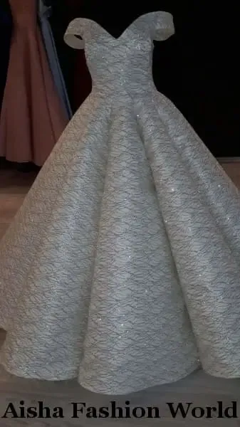 Glamorous detailed ball wedding dress