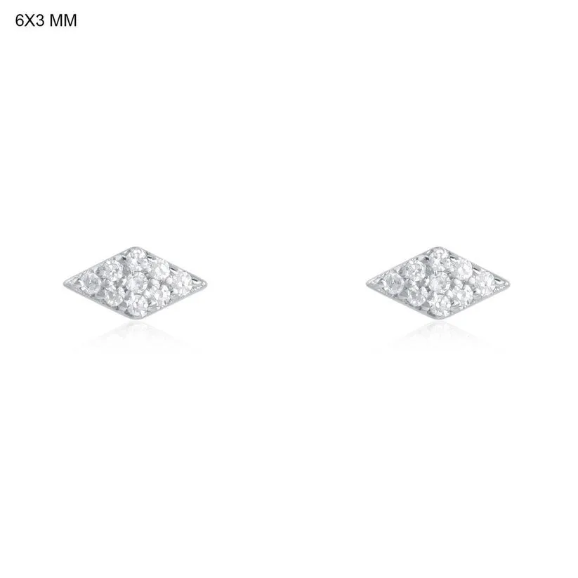 Glamorous Premium Diamond Stud Earrings