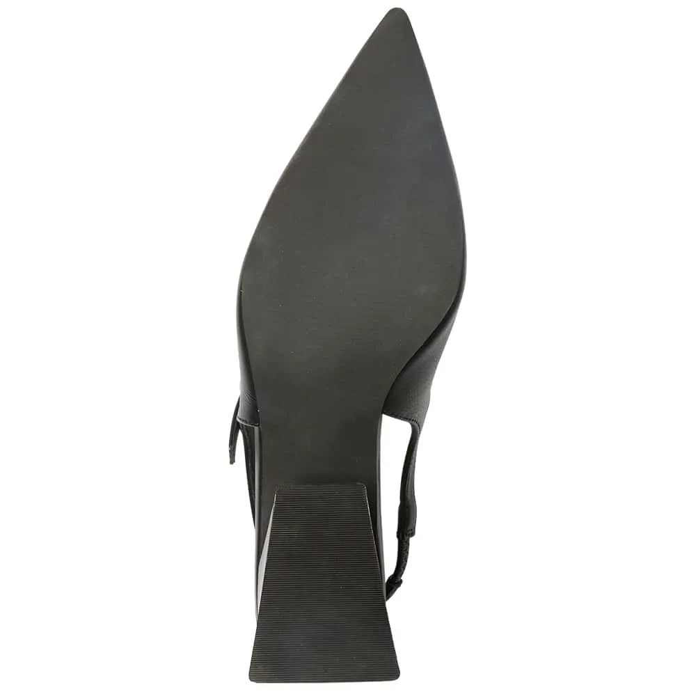 Loyal Heel in Black Smooth