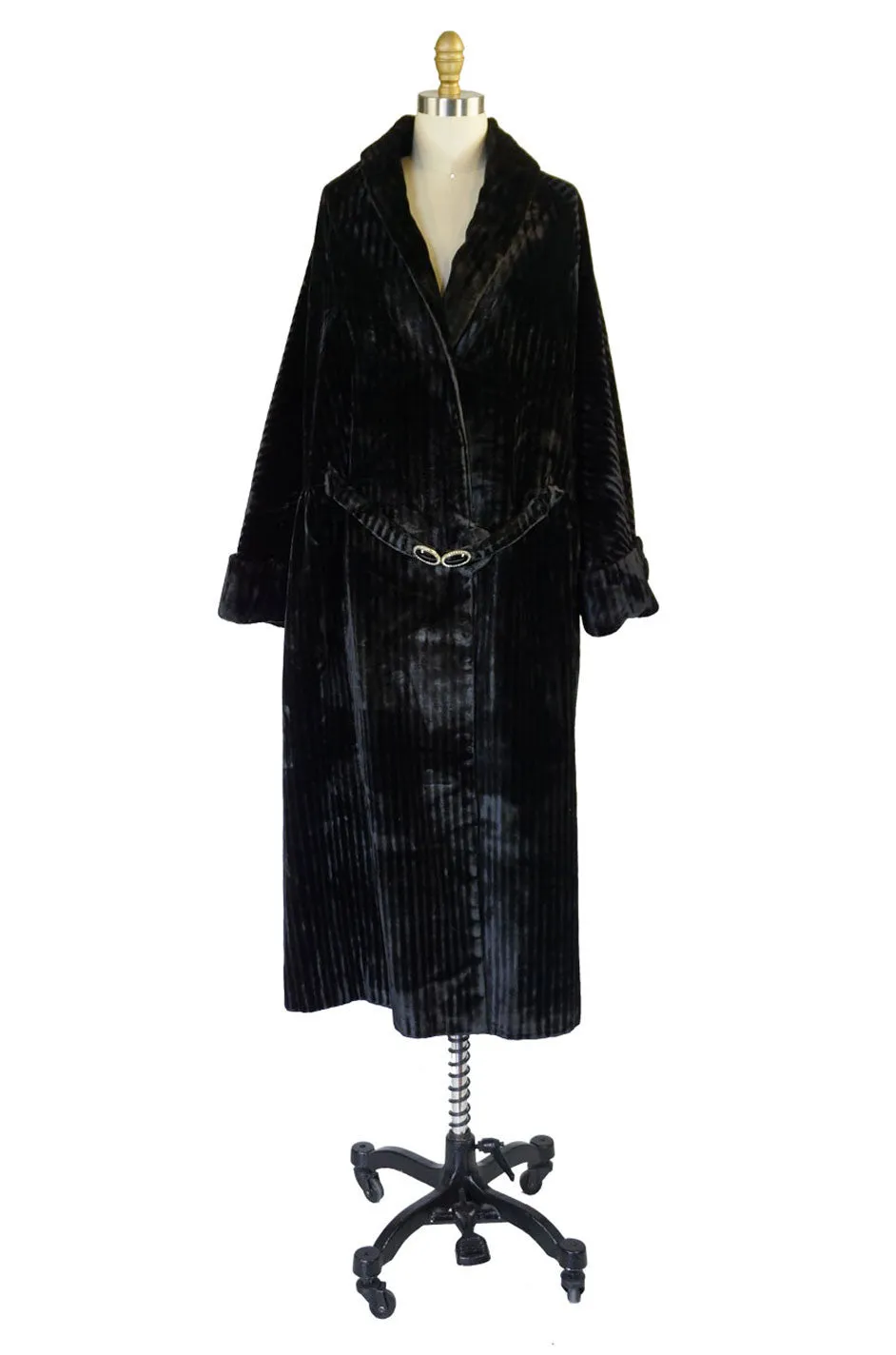 Teens/Early 1920s Velvet Flapper Coat