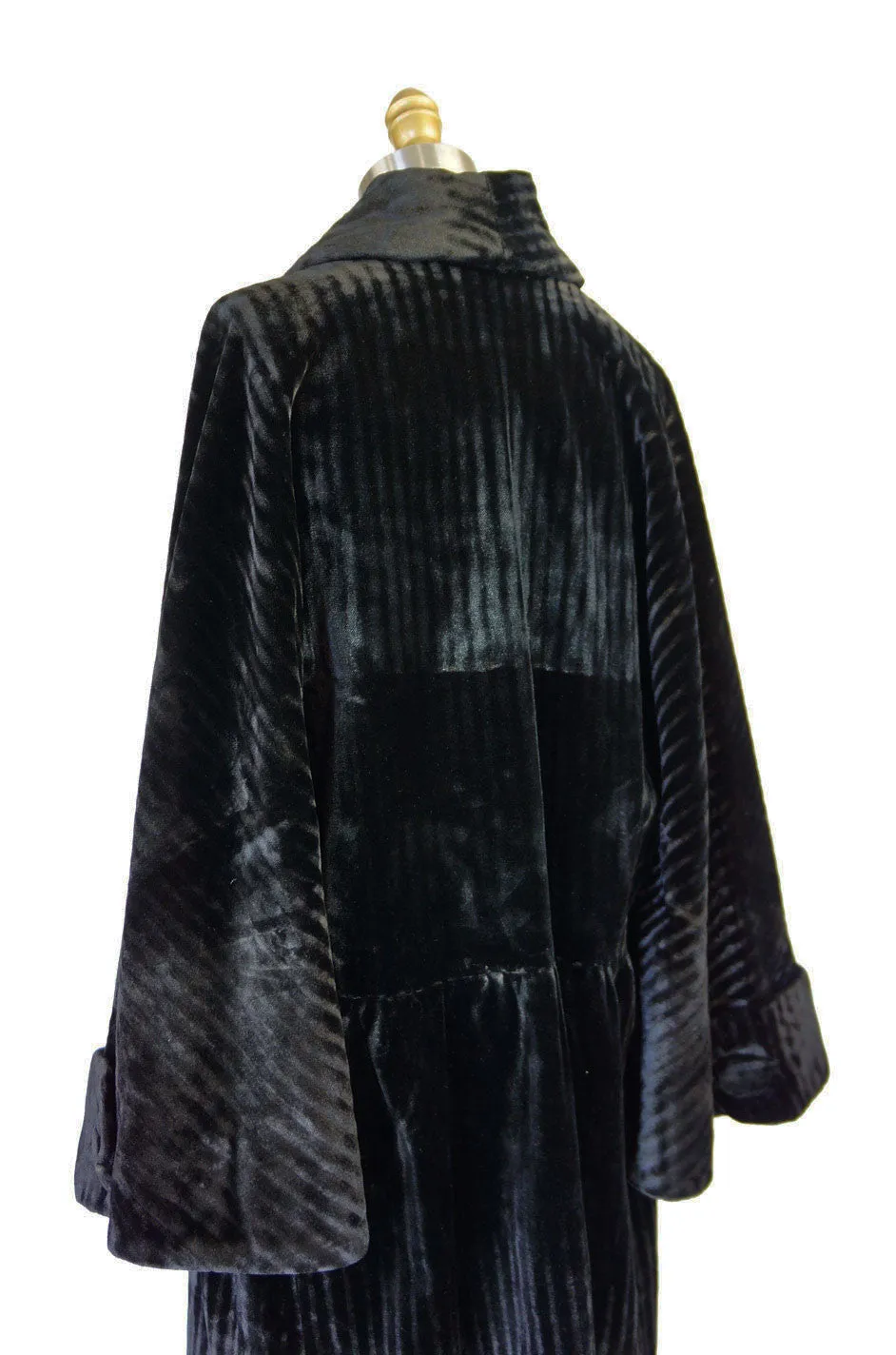 Teens/Early 1920s Velvet Flapper Coat