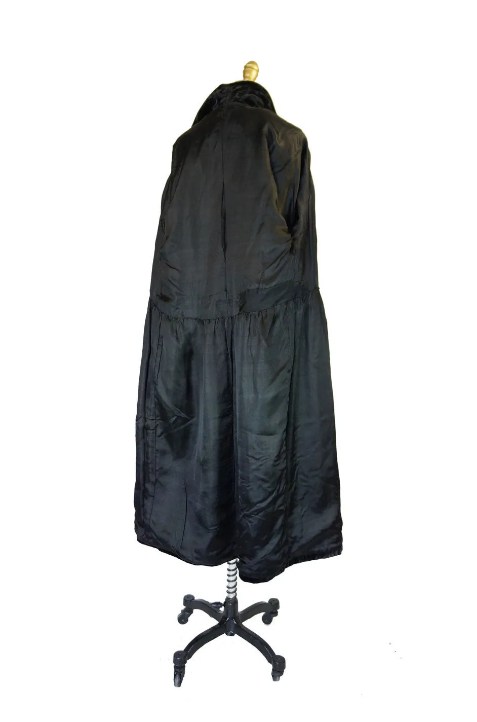 Teens/Early 1920s Velvet Flapper Coat