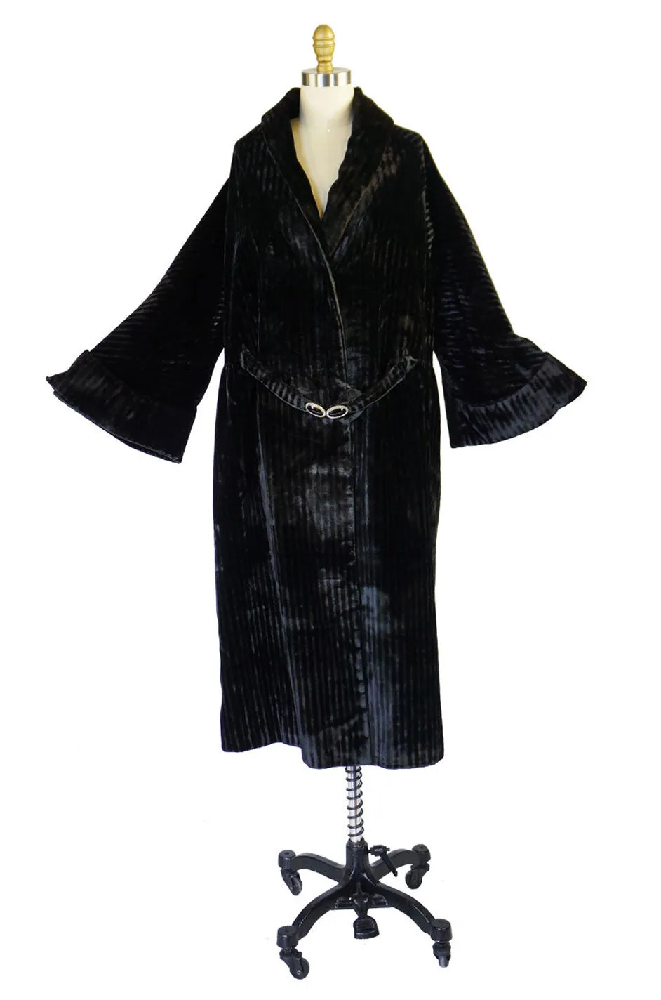 Teens/Early 1920s Velvet Flapper Coat